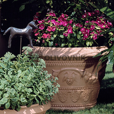 Květináč POT WITH GARLANDS CNG 85